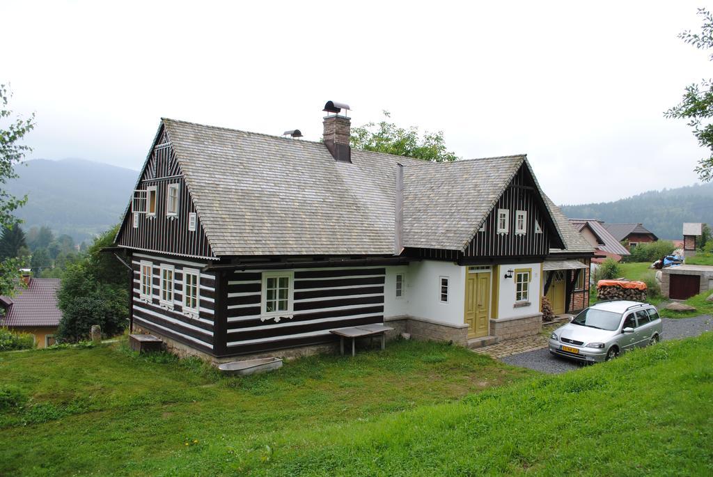 Chata Hugo - 3 Retreat Apartments Tanvald Exteriör bild