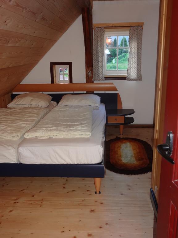 Chata Hugo - 3 Retreat Apartments Tanvald Exteriör bild